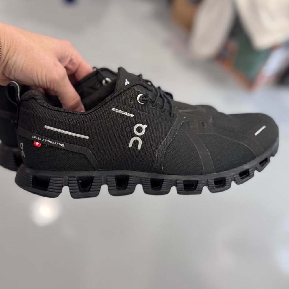 Women's on clouds